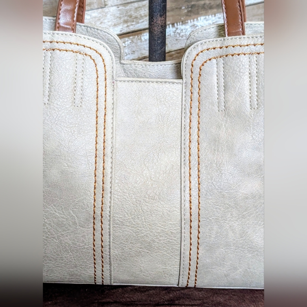 New Elegant Beige and Brown Tote Bag - Picture 9 of 16